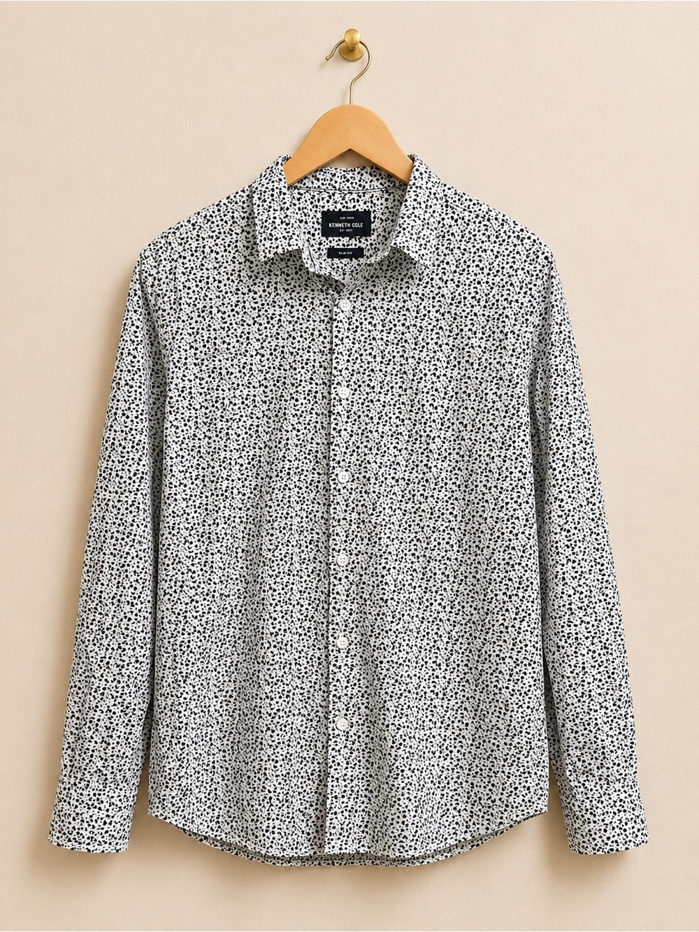 Kenneth Cole New York Slim Fit Button Down Shirt Men’s Medium B & W Print